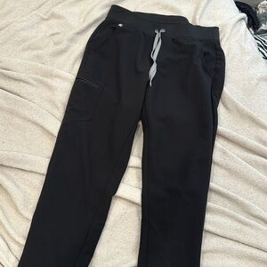 NWOT Black Figs Jogger Scrub Bottoms